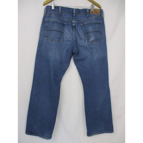 LL Bean Jeans Mens 38x30 (Fits 36x30) Standard Fit Medium Wash Straight Leg - Picture 2 of 11